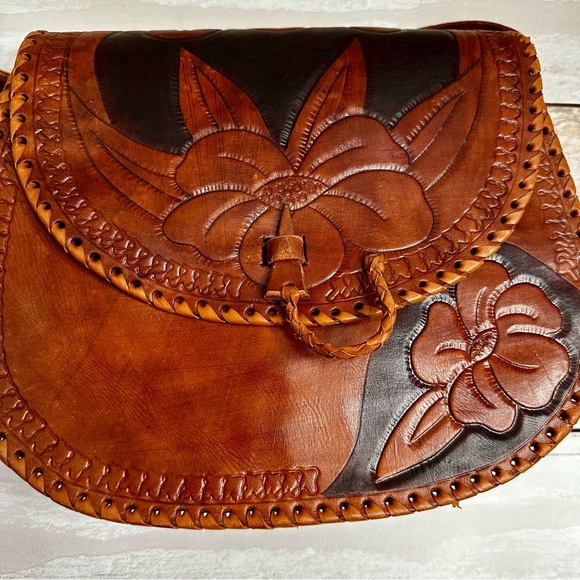 Hand Tooled Brown Leather Saddle Bag Crossbody Retro Boho Craftcore Cottagecore - Picture 13 of 15